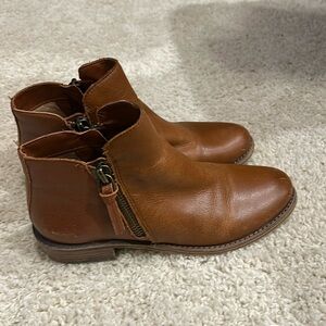 Gianni Bini booties!!